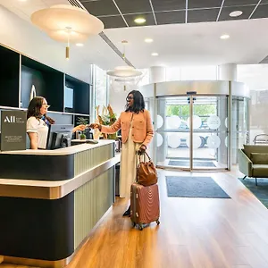 Отель Novotel 17